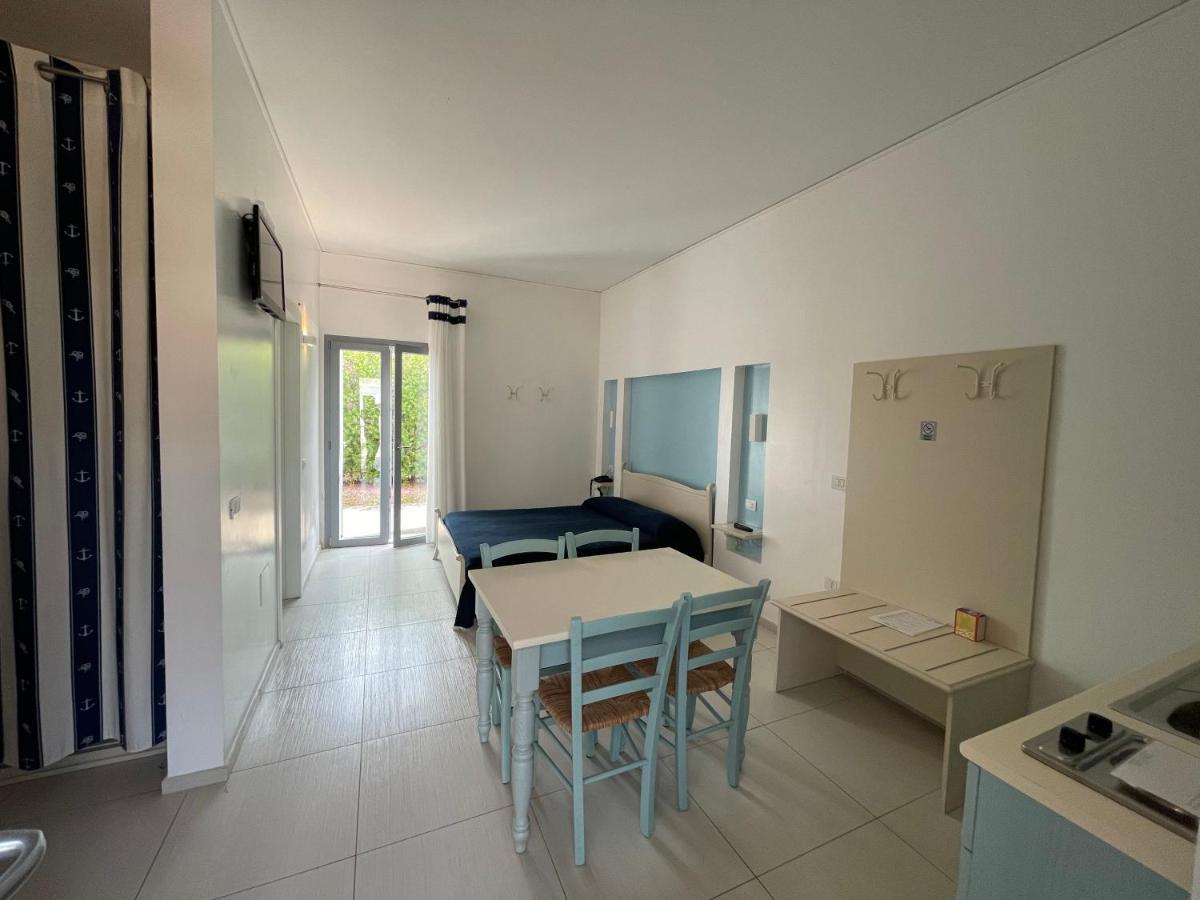 Baia Sangiorgio Hotel & Beach Club Bari Kültér fotó