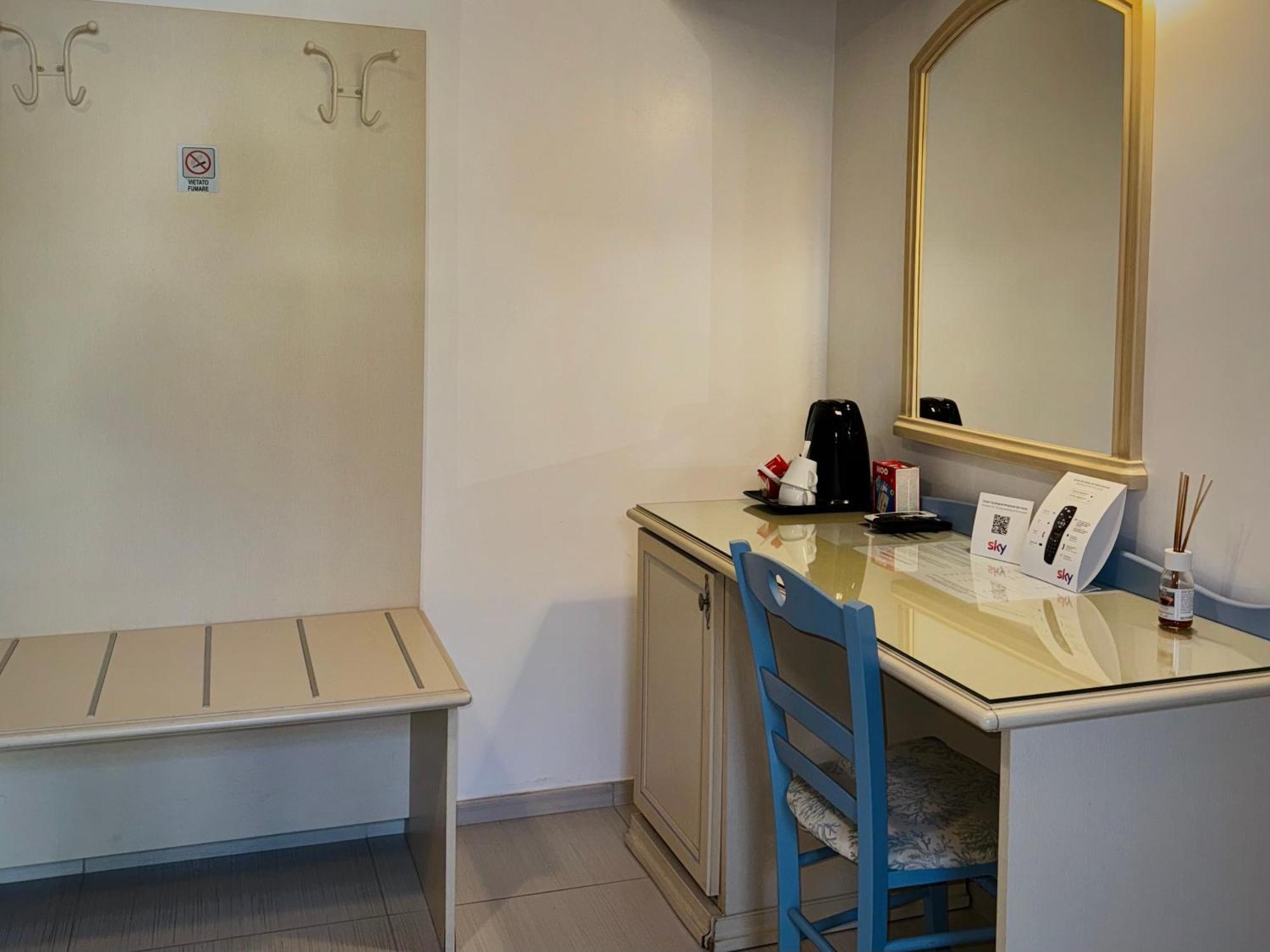 Baia Sangiorgio Hotel & Beach Club Bari Kültér fotó