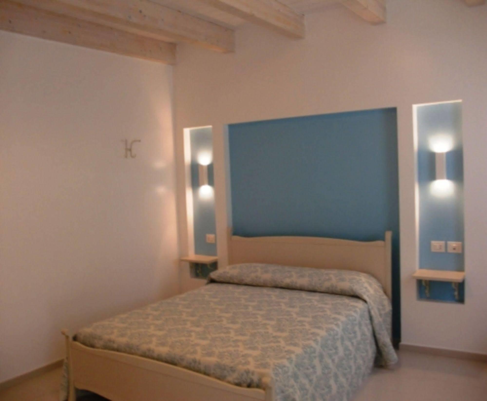 Baia Sangiorgio Hotel & Beach Club Bari Szoba fotó